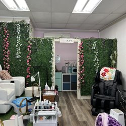 Babe Cave Nails and Spa