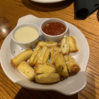 Olive Garden Italian Restaurant - Stuffed Ziti Fritta ! A must try! - Italian Near Me - Buford, Georgia