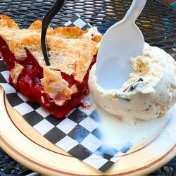 Noble Pies - Tarrytown - Strawberry Rhubarb