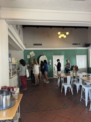 Afternoon Restaurant by null