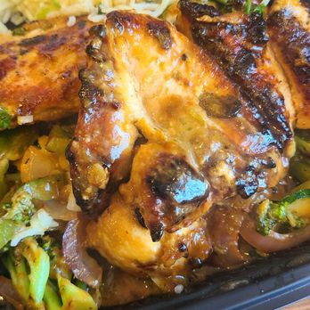 Food For Thought - Blackened chicken dish - Juice Bars & Smoothies Near Me - Garden City, New York Food For Thought - Blackened chicken dish - Juice Bars & Smoothies Near Me - Garden City, New York