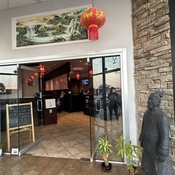 Tianluo Bistro - Chinese Near Me - Wichita, Kansas