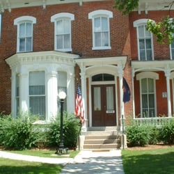 Ypsilanti Historical Museum - The exterior of the Dow house that holds the museum and archives.