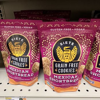 Winn Dixie - a variety of cookies on a shelf - Grocery Near Me - Hoover, Alabama Winn Dixie - a variety of cookies on a shelf - Grocery Near Me - Hoover, Alabama