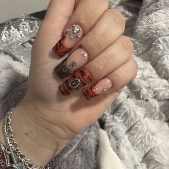 Kiara Nail Spa - Nail Salons Near Me - Evanston, Illinois Kiara Nail Spa - Nail Salons Near Me - Evanston, Illinois
