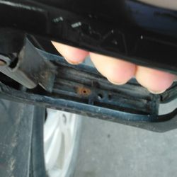 Lake avenue Discount - Mechanism to maintain gas flow is gone.