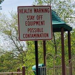 Garrison Park - Covid warning?