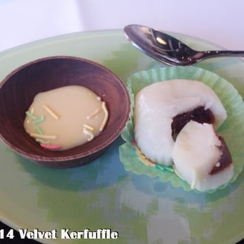 LN-Sushi Art - anko daifuku - Sushi Bars Near Me - Espoo, 18