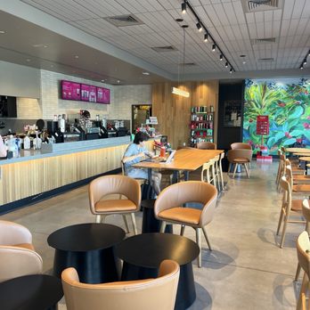 Starbucks - Coffee & Tea Near Me - Live Oak, Florida