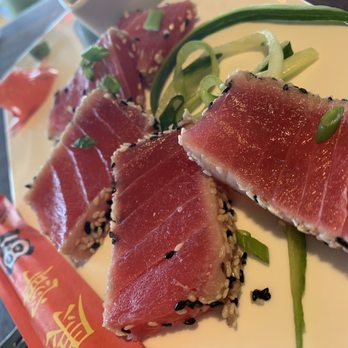 Square Grouper - Islamorada - Tuna seared to perfection - Seafood Near Me - Islamorada, Florida