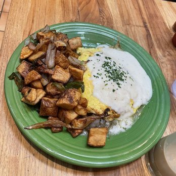 Tower Cafe - Omelet Lyonnaise - Breakfast & Brunch Near Me - Sacramento, California Tower Cafe - Omelet Lyonnaise - Breakfast & Brunch Near Me - Sacramento, California