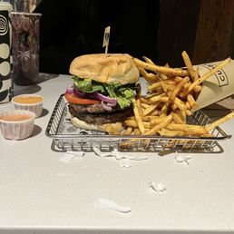 Double dragonslayer with Rosemary fries