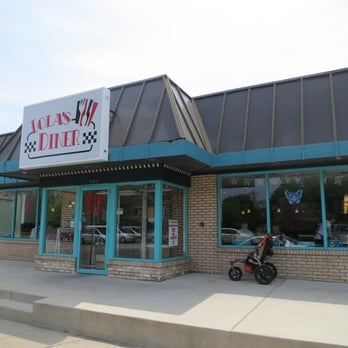 Lola's Diner - Storefront - Diners Near Me - Park Ridge, Illinois