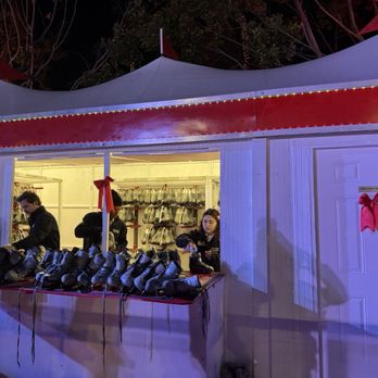 LA Holiday Ice Skating Rink - Ice skates counter - Skating Rinks Near Me - Universal City, California