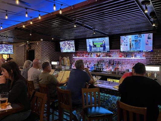 Guapo's Restaurant by null