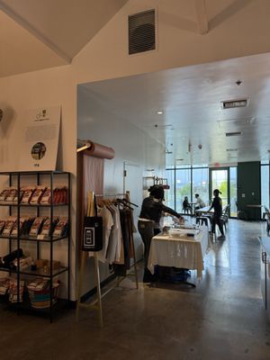 Little Green Cyclo by null