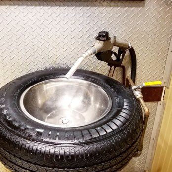 Ford's Garage - Burgers Near Me - Brandon, Florida