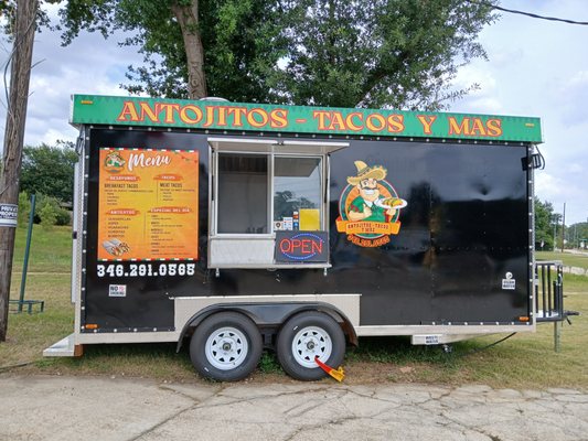 Antojitos Tacos Y Mas