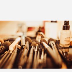 Pre'mo Salon - We offer makeup applications or lessons at Pre'mo