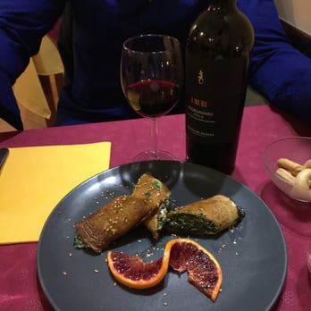 Le Relazioni Culinarie - Spinach cannoli with honey and sesame seeds (tasty) - Italian Near Me - Rome, RM