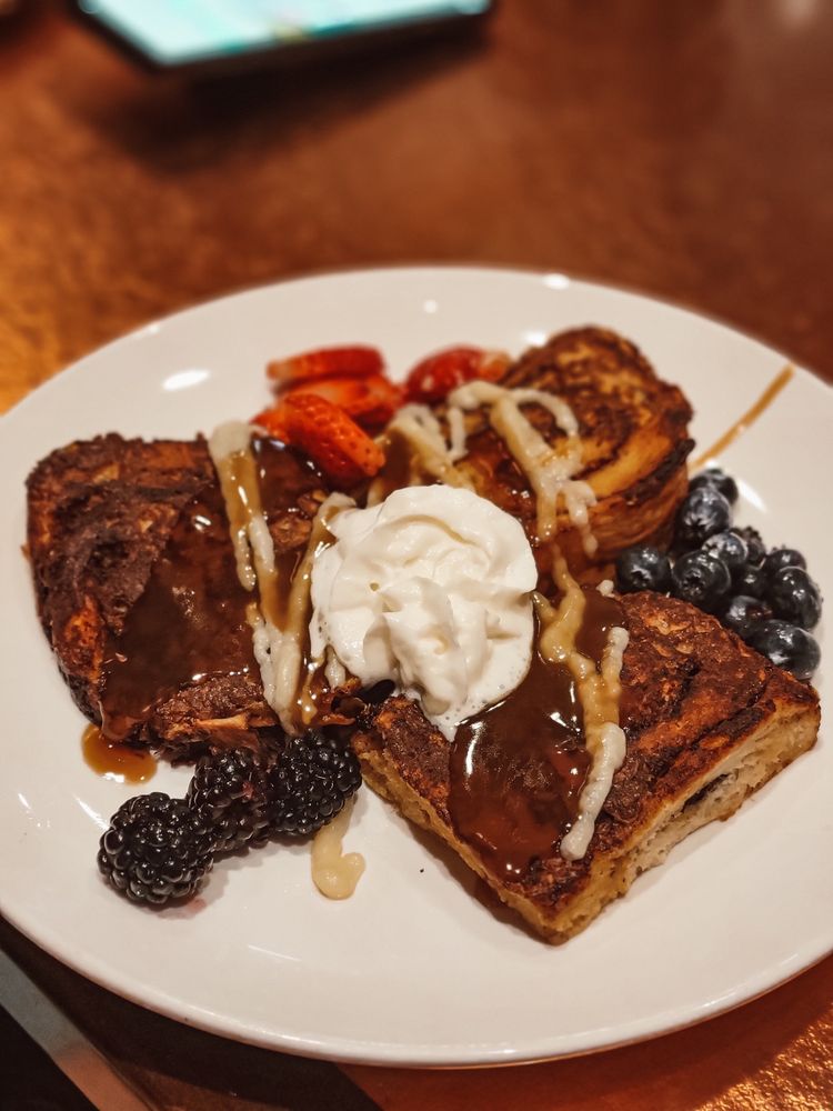 Another Broken Egg Cafe