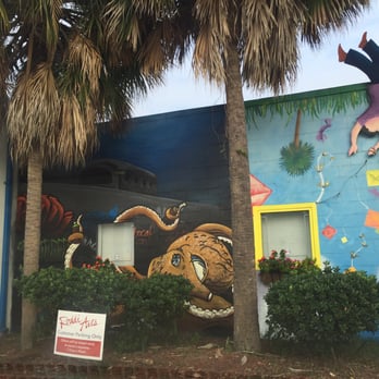 Reddi-Arts - Beautiful mural! - Art Supplies Near Me - Jacksonville, Florida