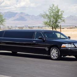 Super Stretch Town Car Limo