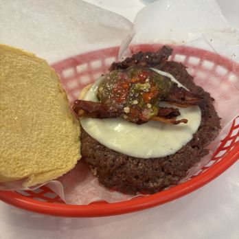 Milkman - de la smash - Burgers Near Me - Cincinnati, Ohio Milkman - de la smash - Burgers Near Me - Cincinnati, Ohio