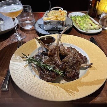 Papi Steak Miami Beach - Lamb chops, Lobster Mac, asparagus - Steakhouses Near Me - Miami Beach, Florida
