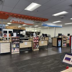 FedEx Office Print & Ship Center - Service