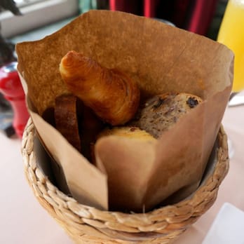 Bistro Cacao - bread & pastry basket - French Near Me - Washington, DC, District of Columbia