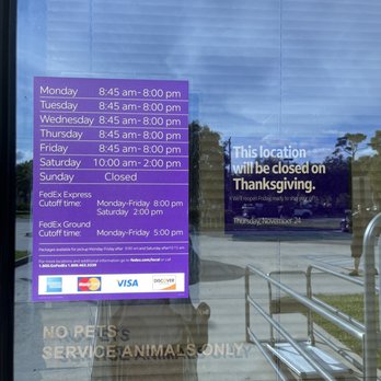 FedEx Ship Center - Shipping Centers Near Me - Lake Worth, Florida
