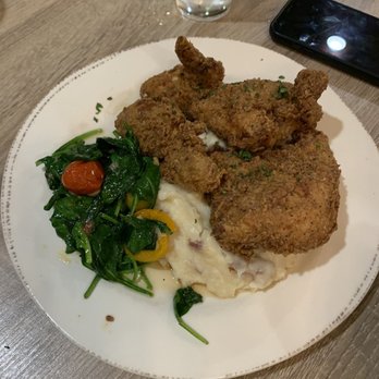 RANGE kitchen & tap - Fried chicken - New American Near Me - Roseville, California RANGE kitchen & tap - Fried chicken - New American Near Me - Roseville, California