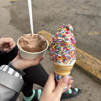 Frosty Treats - Ice Cream & Frozen Yogurt Near Me - Marquette, Michigan Frosty Treats - Ice Cream & Frozen Yogurt Near Me - Marquette, Michigan