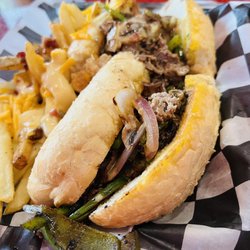 Center Court Pizza & Brew - Philly Cheesesteak
