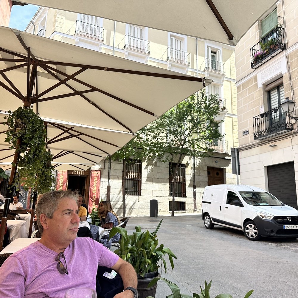 Posada de la Villa - Enjoying a great meal in the outdoor area. Great breeze and people watching. - Spanish Near Me - Madrid, M Posada de la Villa - Enjoying a great meal in the outdoor area. Great breeze and people watching. - Spanish Near Me - Madrid, M