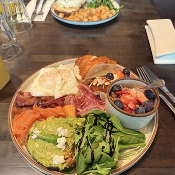 CRAFT - Brickell - POST-APOCALYPTIC BRUNCH PLATE - Breakfast & Brunch Near Me - Miami, Florida