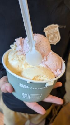 Lodgepole Market & Grill by null