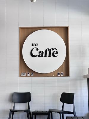Un Caffe by null
