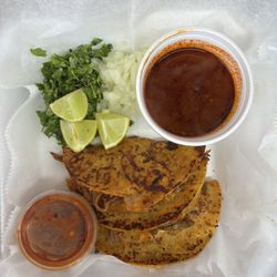 Taqueria Mi Amor - And the Tacos that everyone I'm going crazy over! Norris tacos!