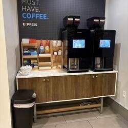Holiday Inn Express & Suites Marquette