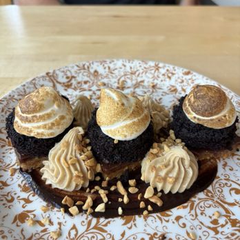 Ada's on the River - PEANUT BUTTER S'MORES CAKE - Seafood Near Me - Alexandria, Virginia