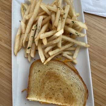 Early Bird - kids menu - grilled cheese & fries - New American Near Me - Fullerton, California