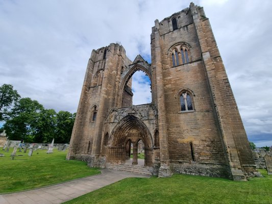 Elgin Cathedral by null
