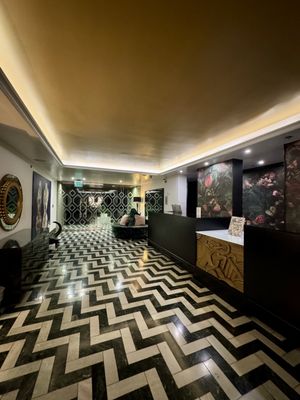 Chamberlain West Hollywood by null Chamberlain West Hollywood by null