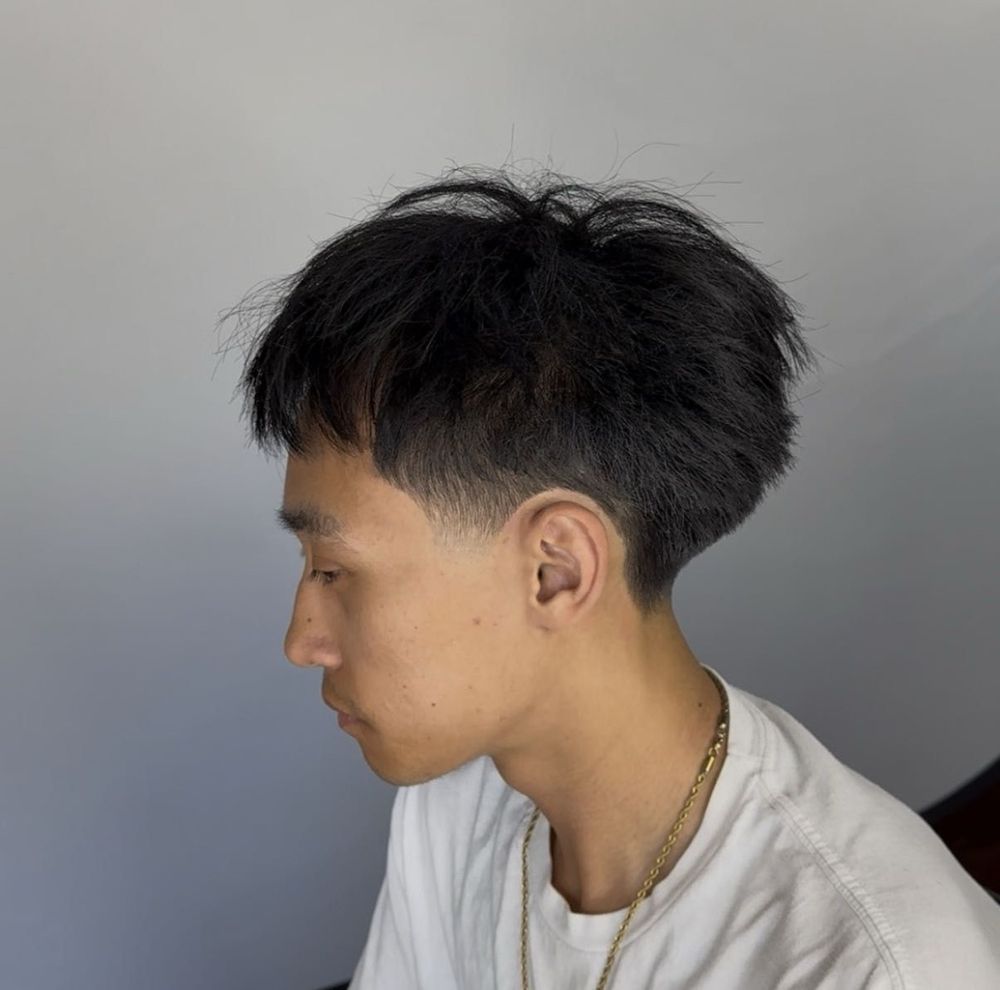 Zo Cuts Logo
