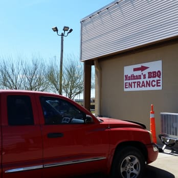 Nathan's BBQ - Parking behind gas station, Nathans entrance is in the back as well. - Barbeque Near Me - Brenham, Texas