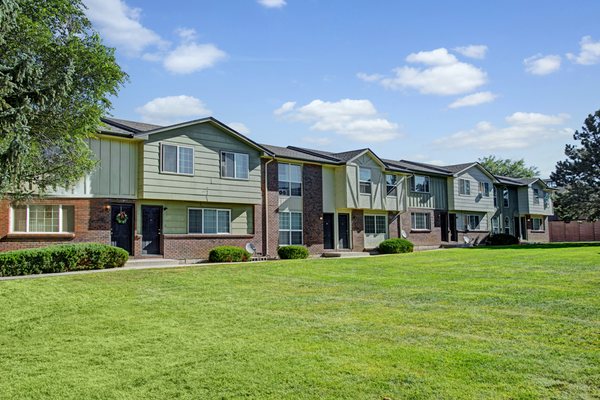 Yorkshire Square by null