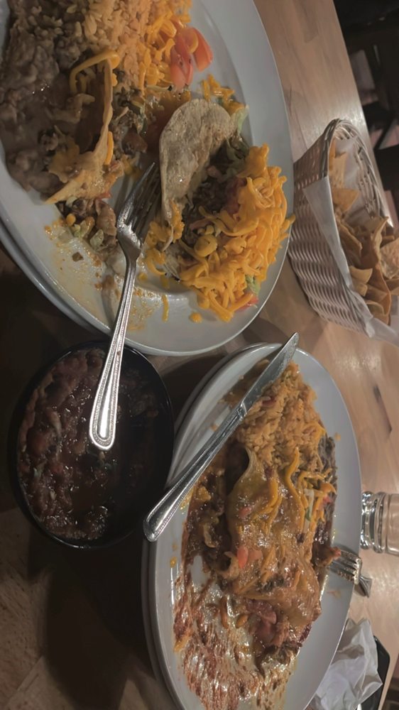 La Campana Mexican Restaurant — Mexican restaurant in Bloomingdale