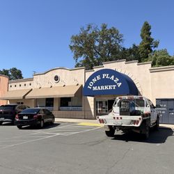 Ione Plaza Market